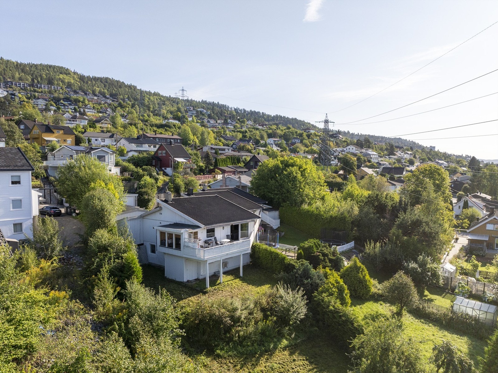 Kort vei til lekeplass og buss med gode forbindelser Galleribilde