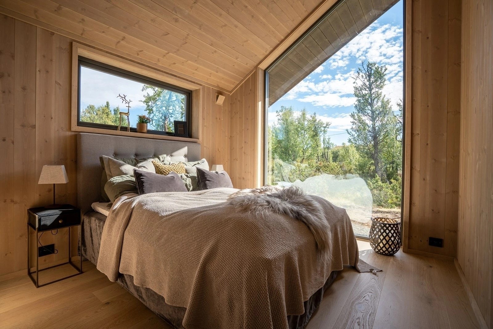 Selger av tomten har mulighet til å bistå med oppføring av lignende hytte på tomten Galleribilde