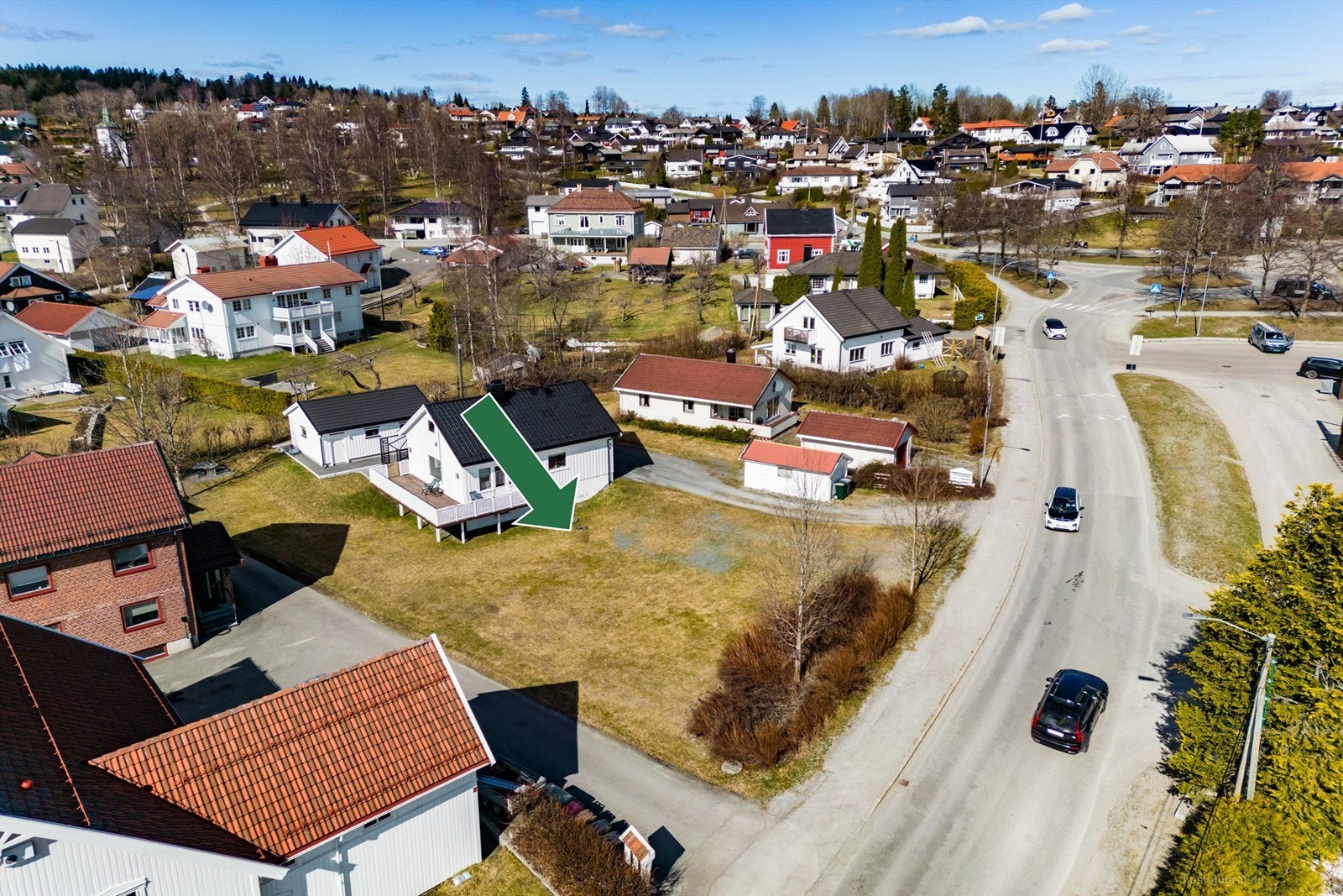 Boligtomt på 632 kvm i et veletablert og sentrumsnært område. Foto: Haiman Askari/Knipzet AS Galleribilde