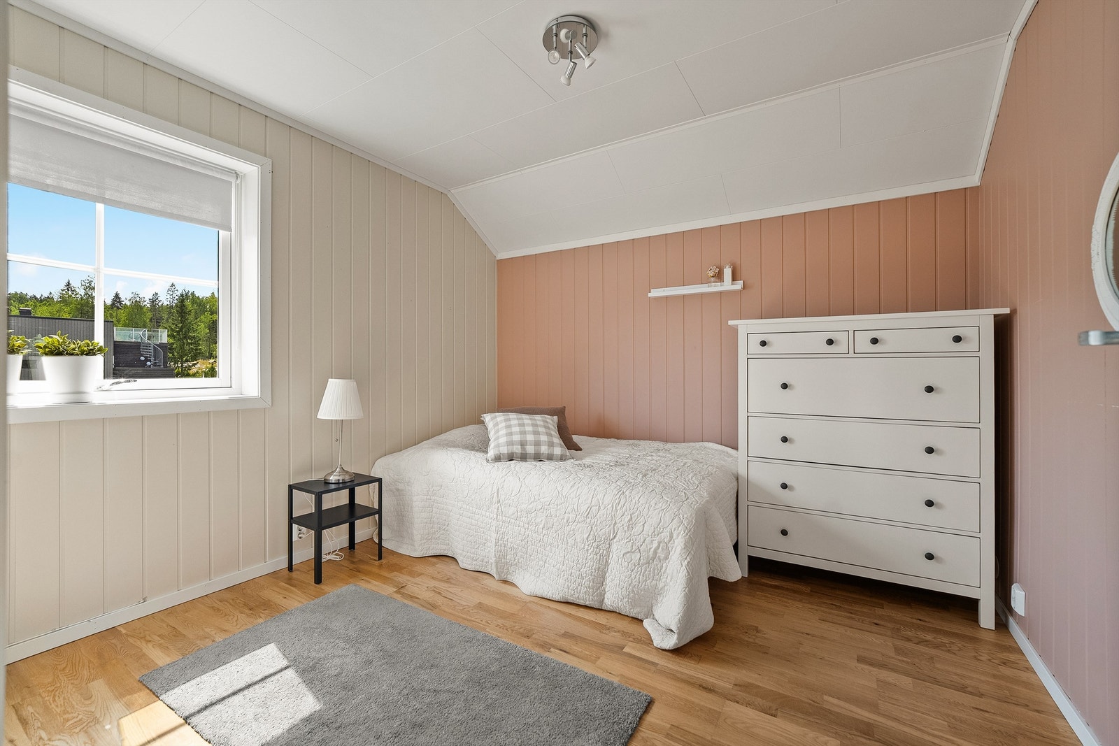 Soverommene er av god størrelse Galleribilde