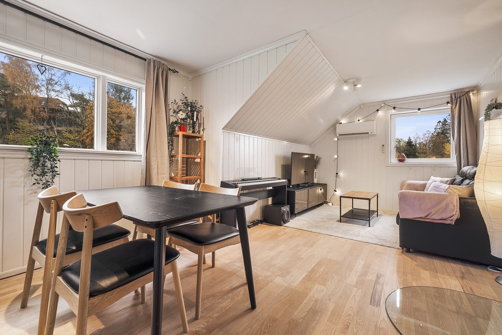 Fana sparebank eiendom v/ Lars D. Mæland presenterer en flott halvpart av tomannsbolig (Den øvre delen) Galleribilde