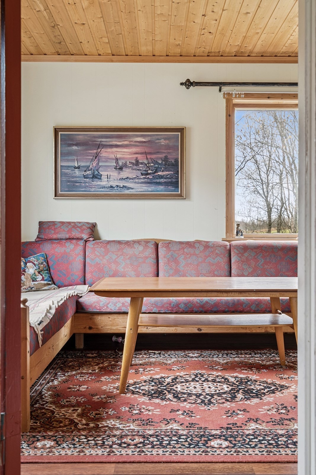 Fra kjøkken inn mot stuen Galleribilde