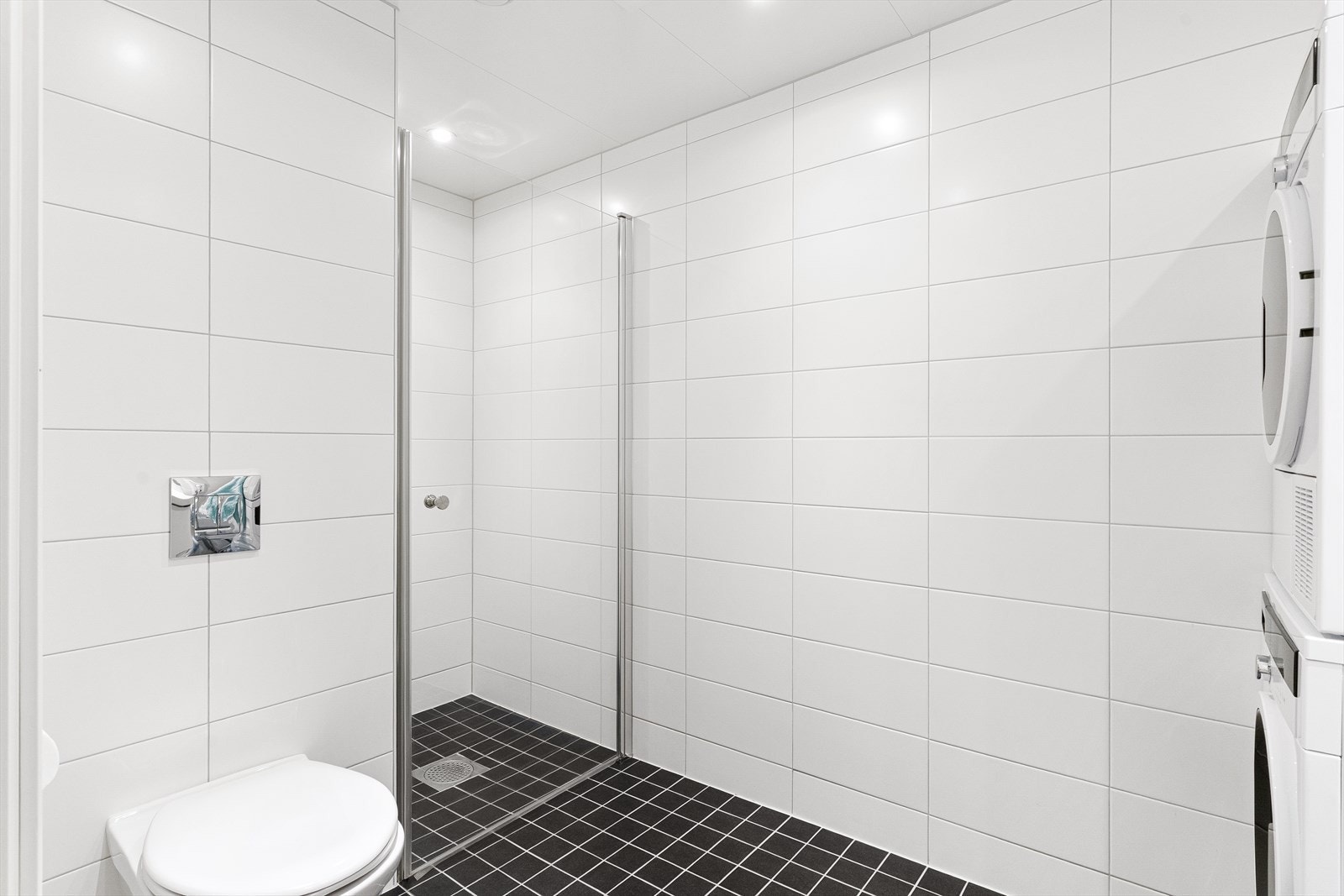 Videre inn er det et tiltalende baderom. Galleribilde