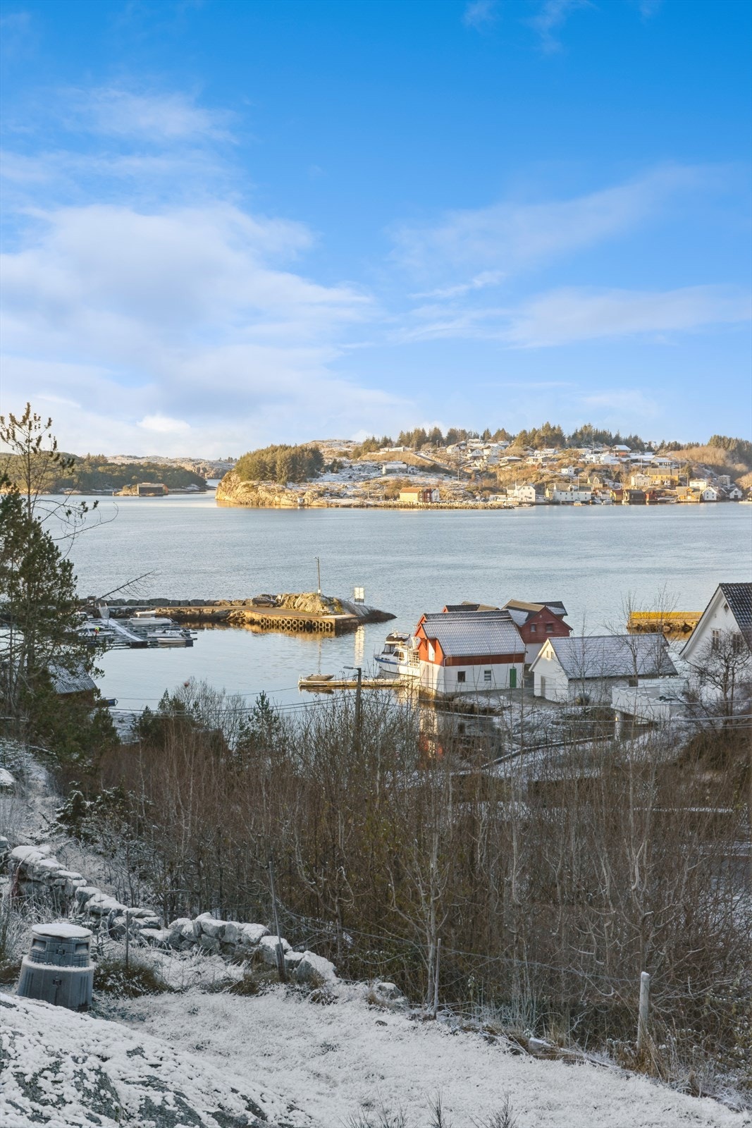 Sjønær beliggenhet Galleribilde