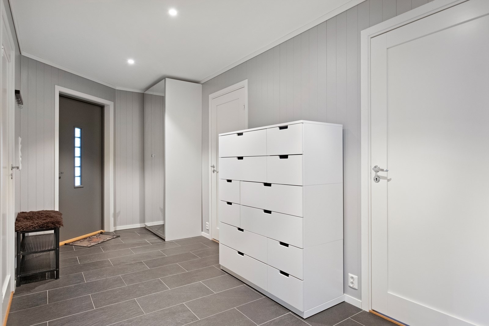 Bruk gjerne virtuell visning for å gjøre deg bedre kjent med boligen. Galleribilde