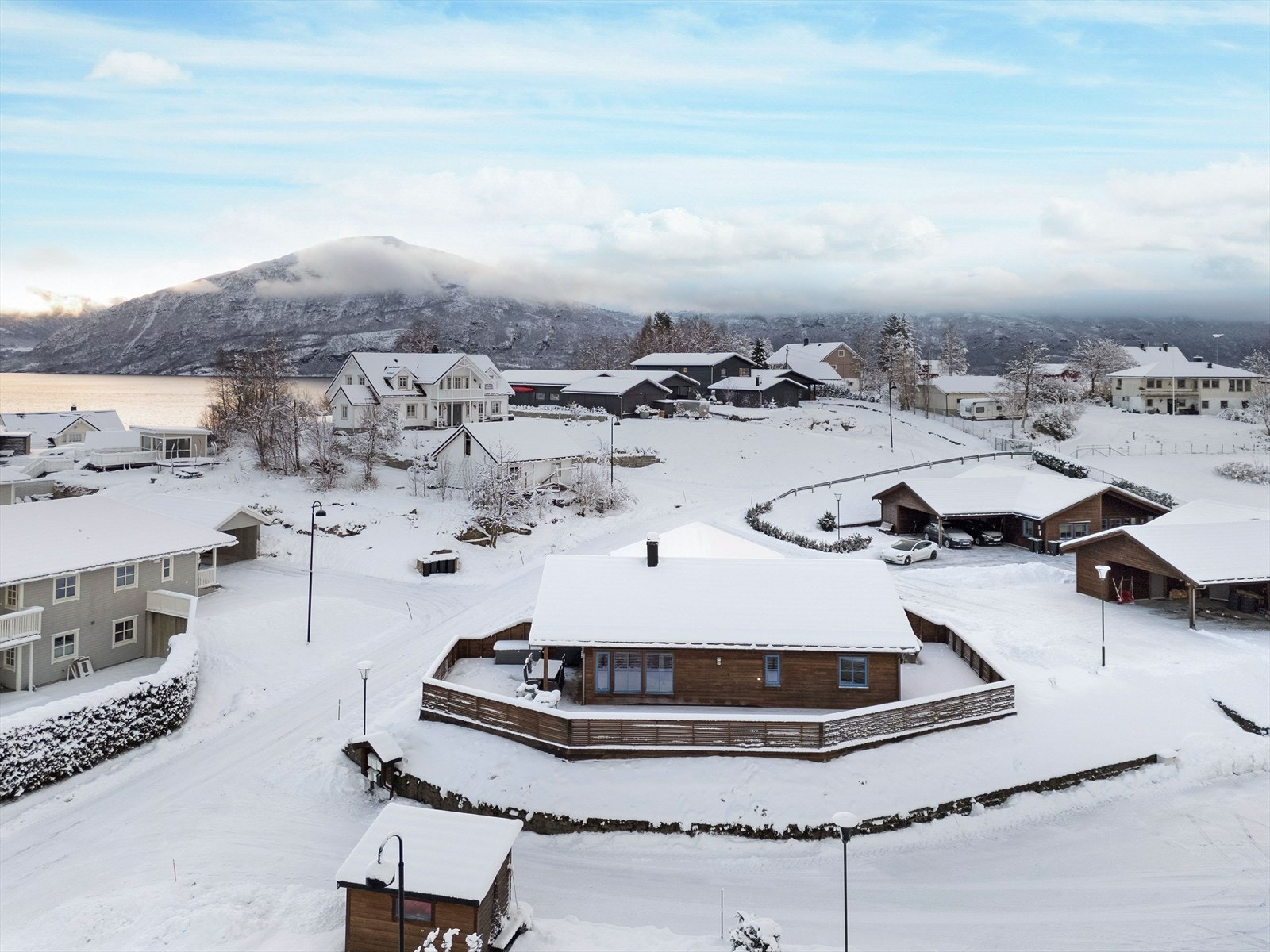 En pen og moderne enebolig, med alt på ett plan. Galleribilde