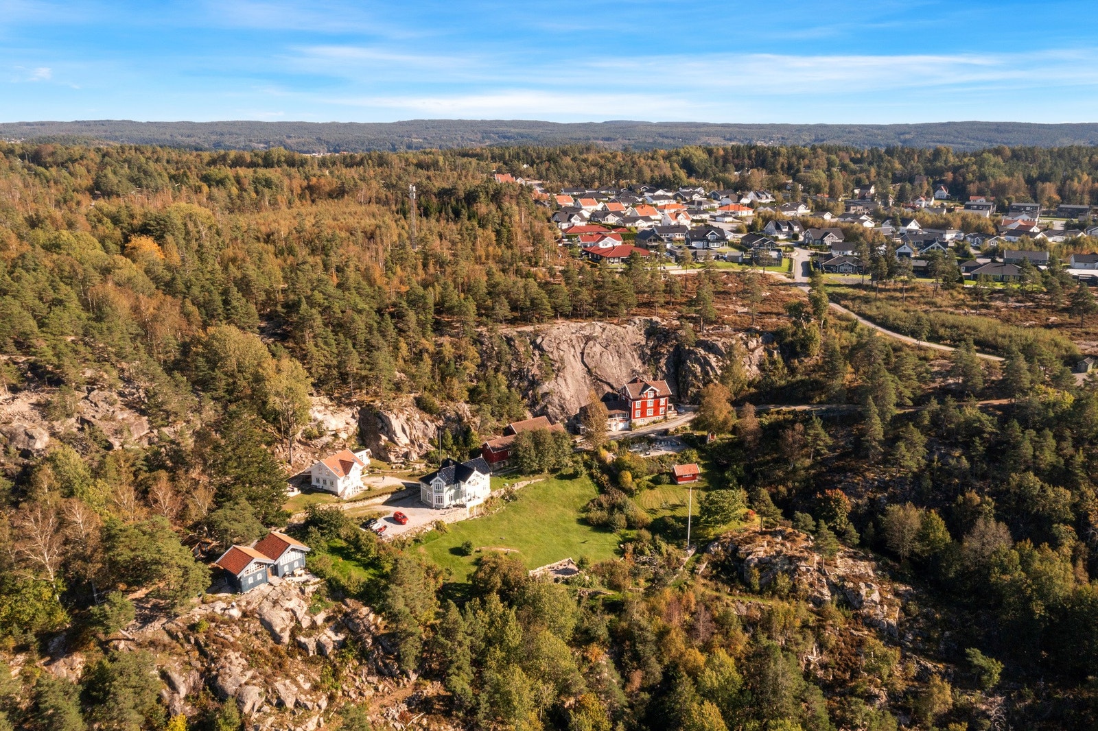Det karakteristiske bygningsmiljøet gir en helt egen atmosfære. Galleribilde