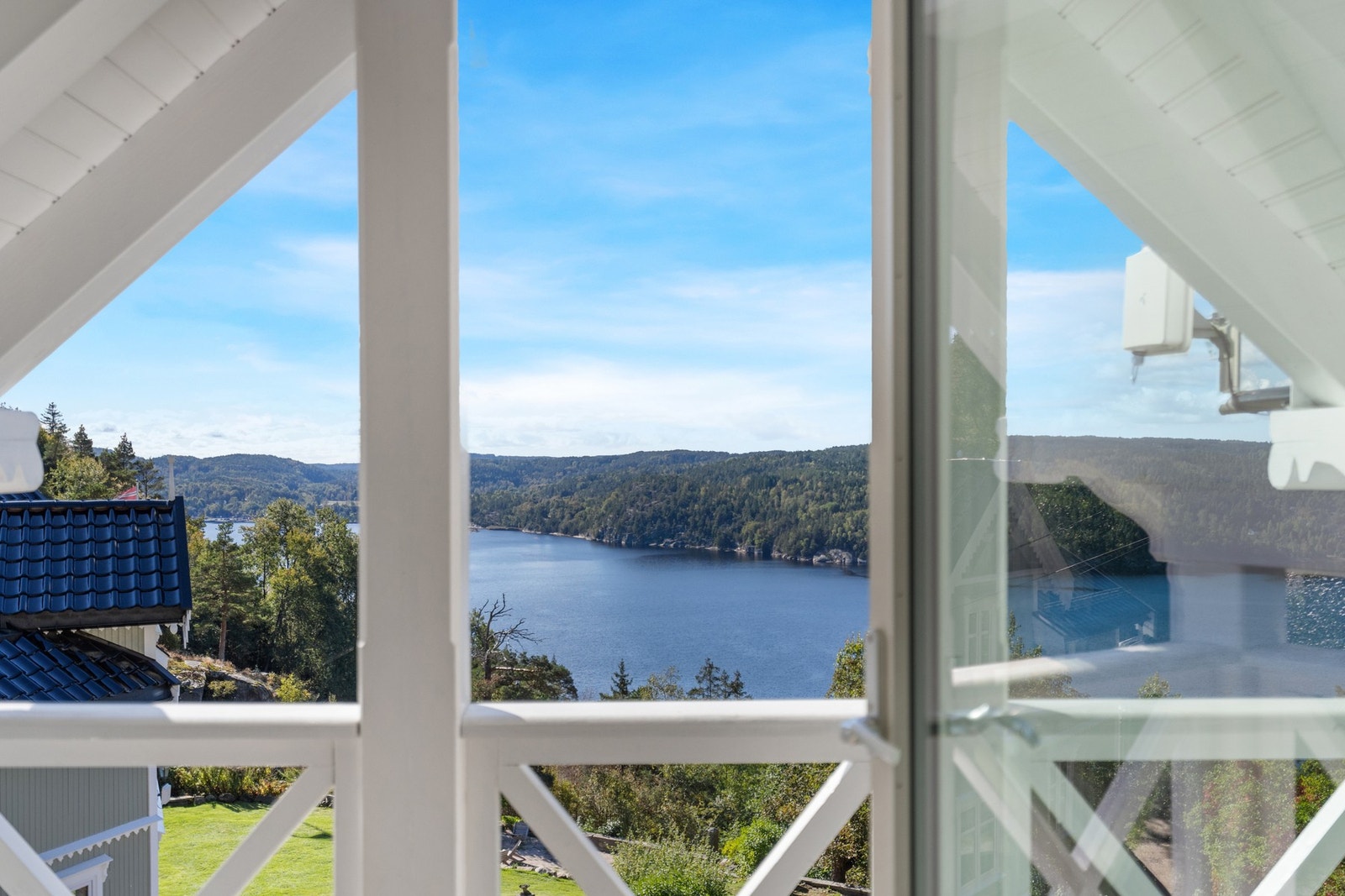 Utsikt fra verandaen i 2. etasje! Galleribilde