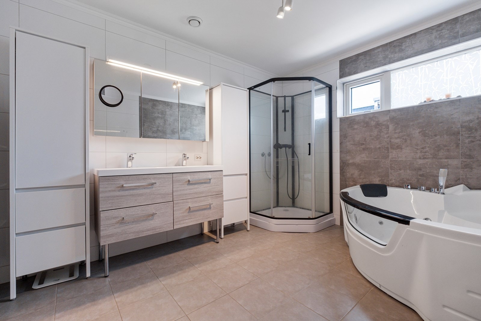 Hovedbadet Galleribilde