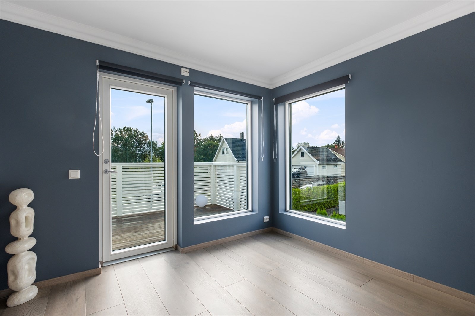 Stue | Soverom | Utg. til terrasse Galleribilde