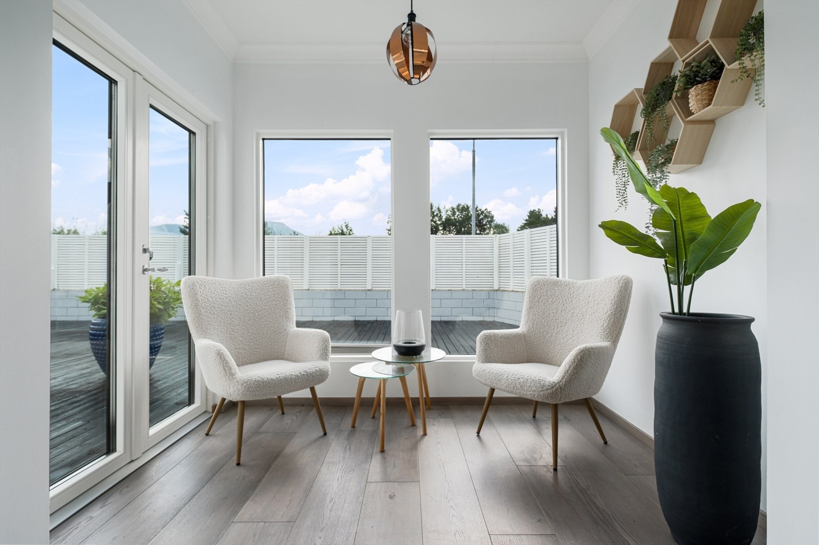 Hagestue | Utg. til markterrasse Galleribilde