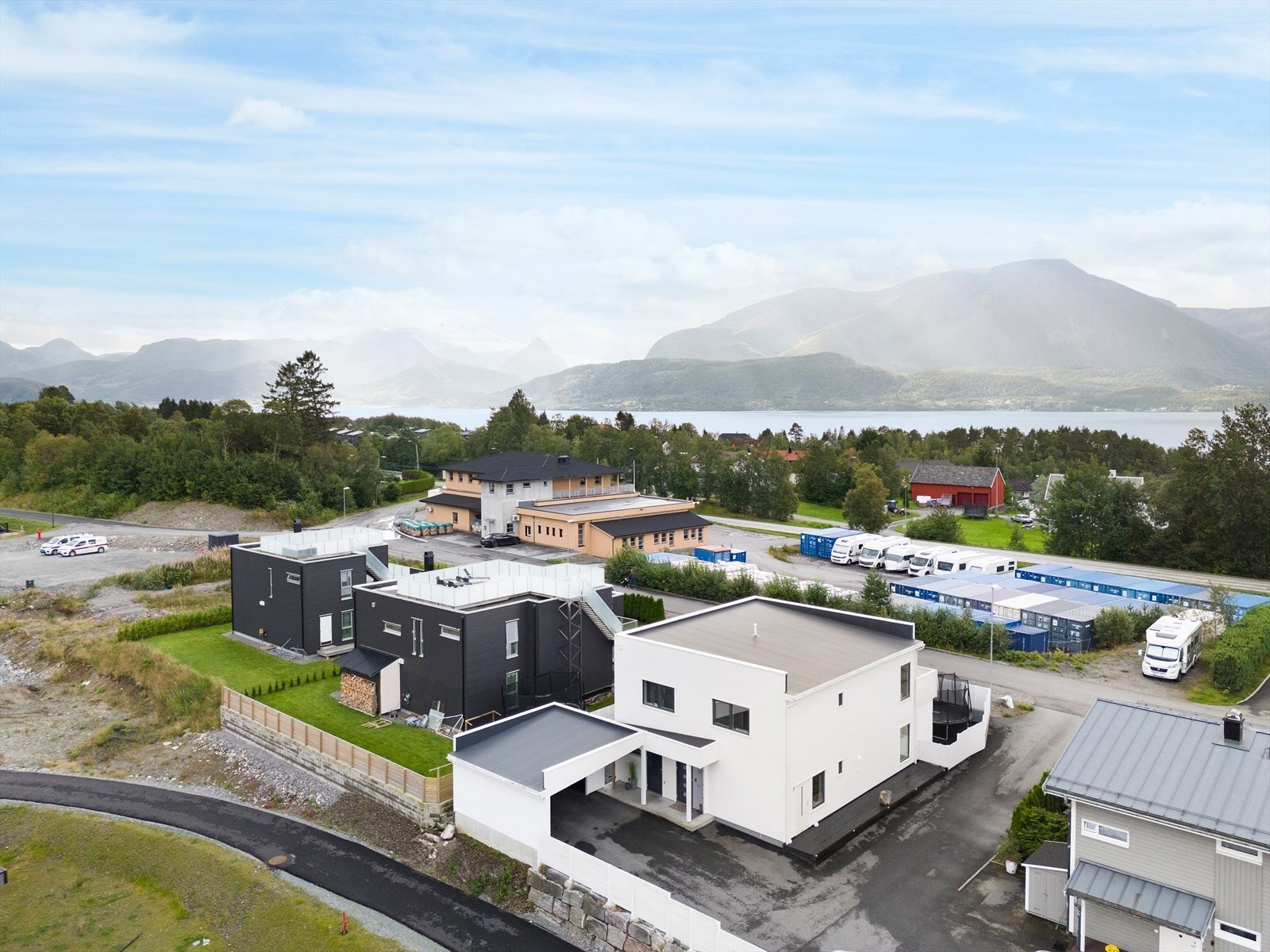 Beliggenhet | Dronefoto Galleribilde