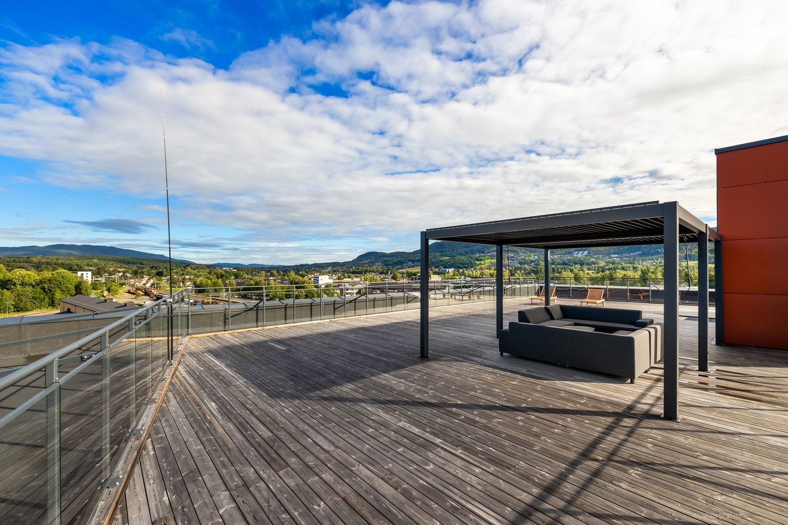 Stor felles takterrasse for beboerne Galleribilde