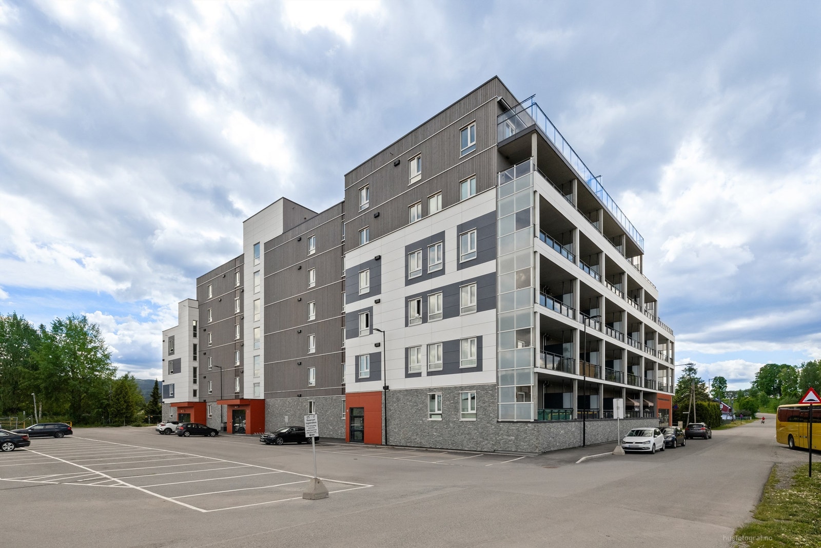 Leiligheten har en sentral beliggenhet i et etablert område. Foto: Haiman Askari/Knipzet AS Galleribilde