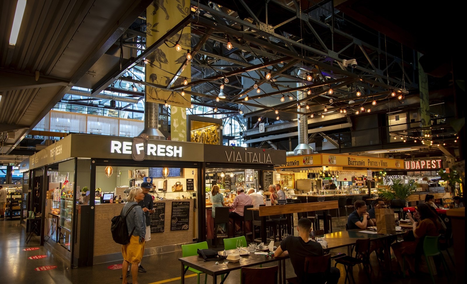 Nærområdet - Mathallen på Vulkan. Galleribilde