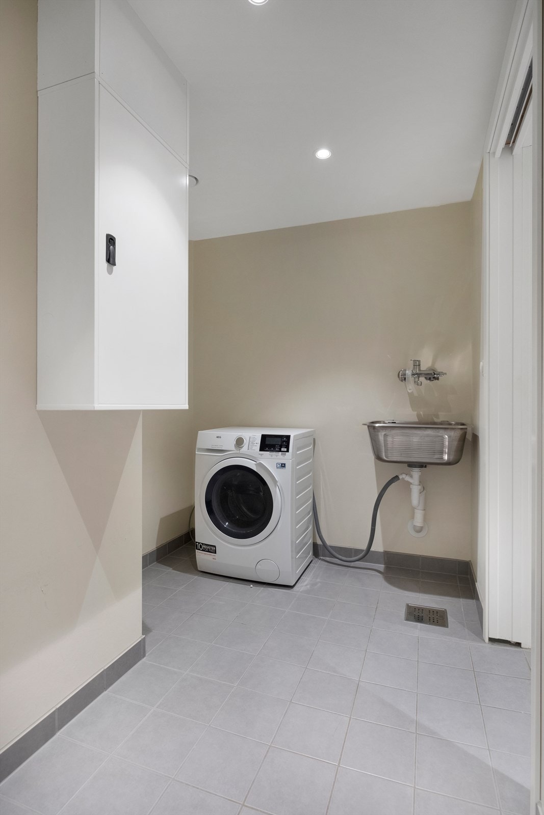 Romslig vaskerom Galleribilde