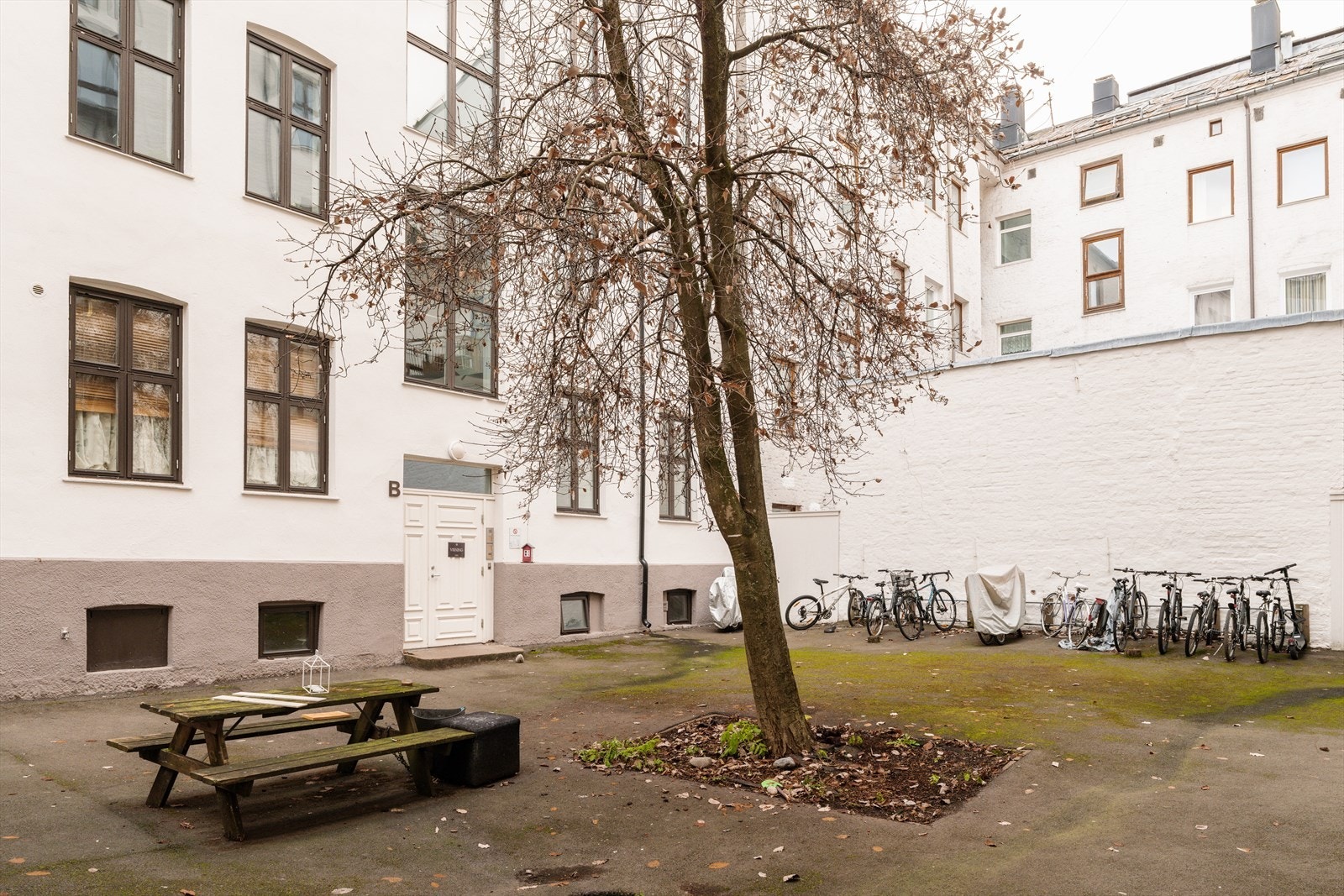 Her har du gangavstand til det meste du trenger i hverdagen - en supersentral og attraktiv beliggenhet! Galleribilde