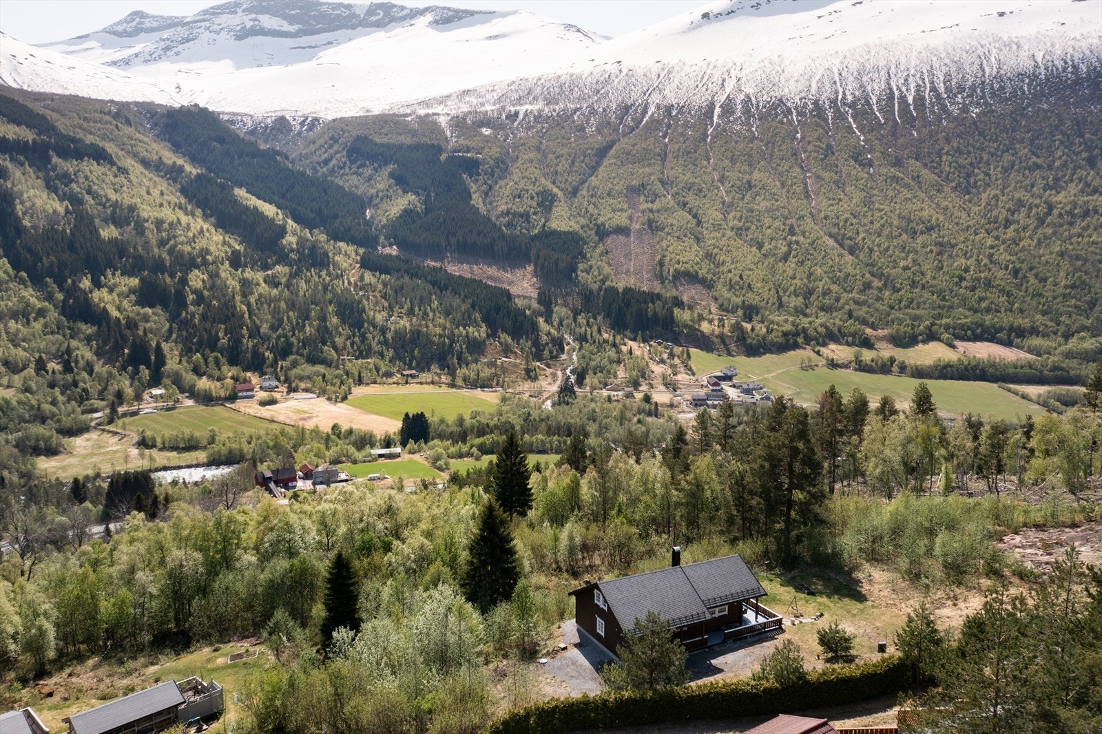 Dronefoto | Beliggenhet Galleribilde