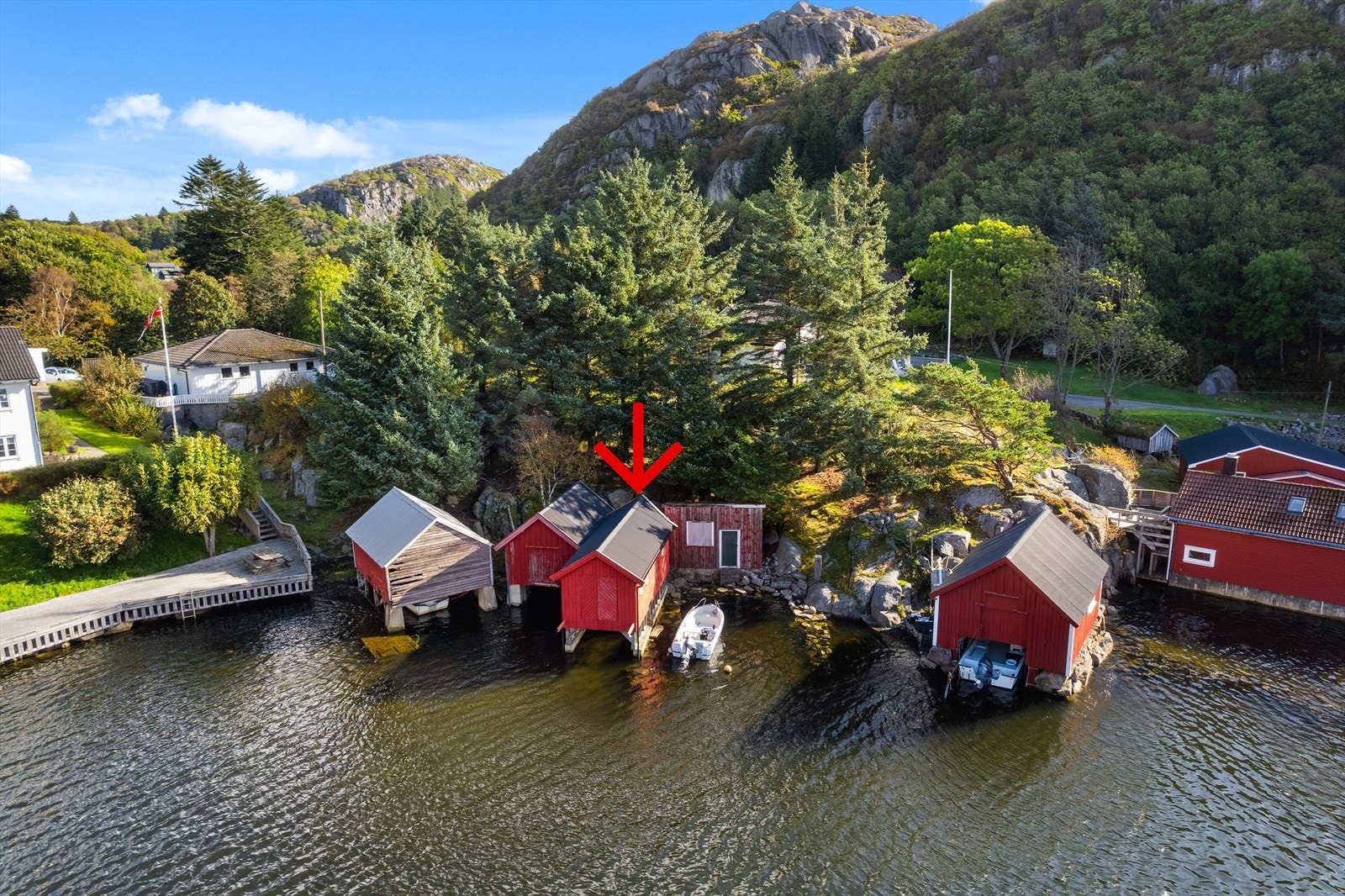 Her er gode bade -og fiskemuligheter Galleribilde