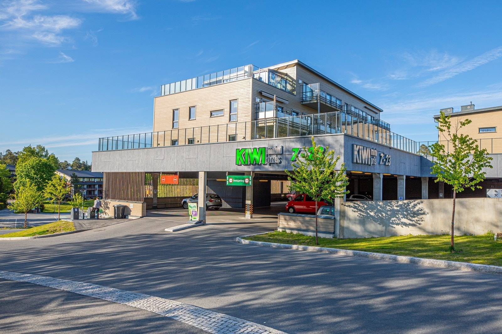 Det er gangavstand til nærbutikk, Kiwi Vettre. Galleribilde