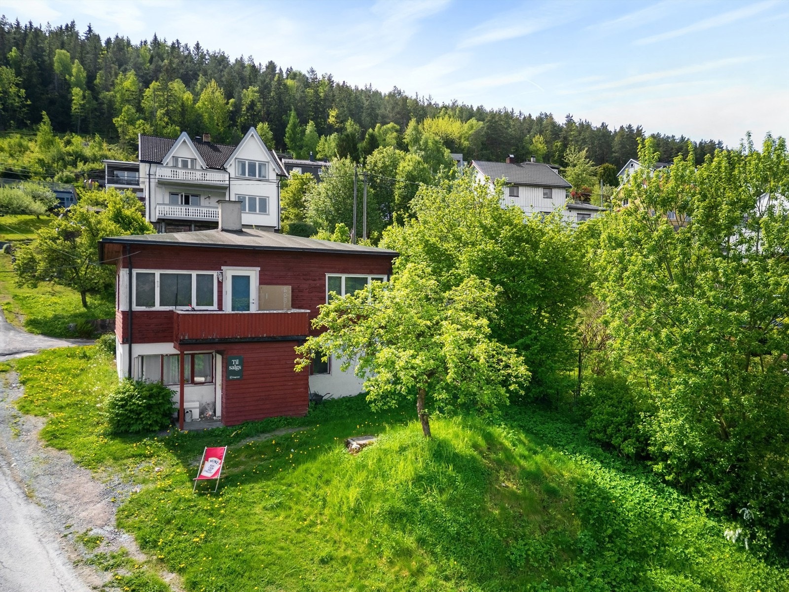 Boligen ble bygget i funksjonalismens periode og innehar mange av stilperiodens kjennetegn Galleribilde