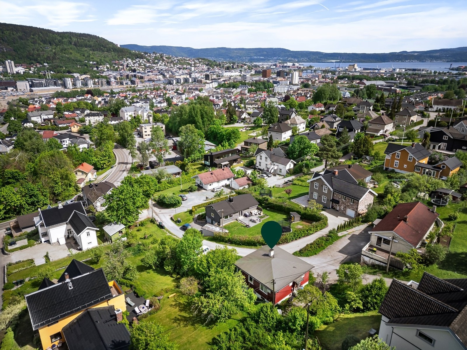 Enebolig i funkisstil med fin utsikt. Foto: Frode Børud Galleribilde
