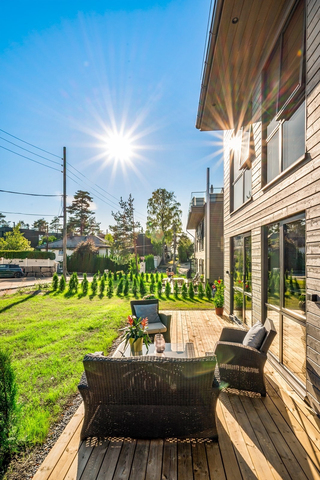 Markterrasse. Galleribilde