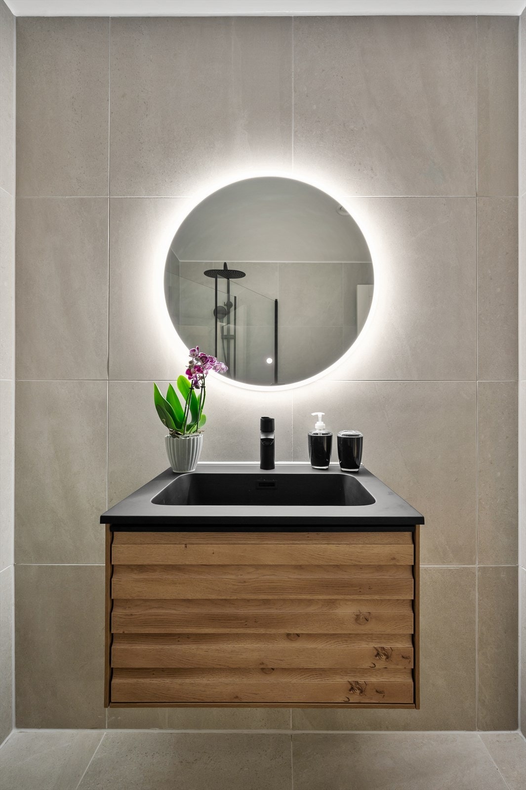 Detalj baderom i u. etasjen. Galleribilde