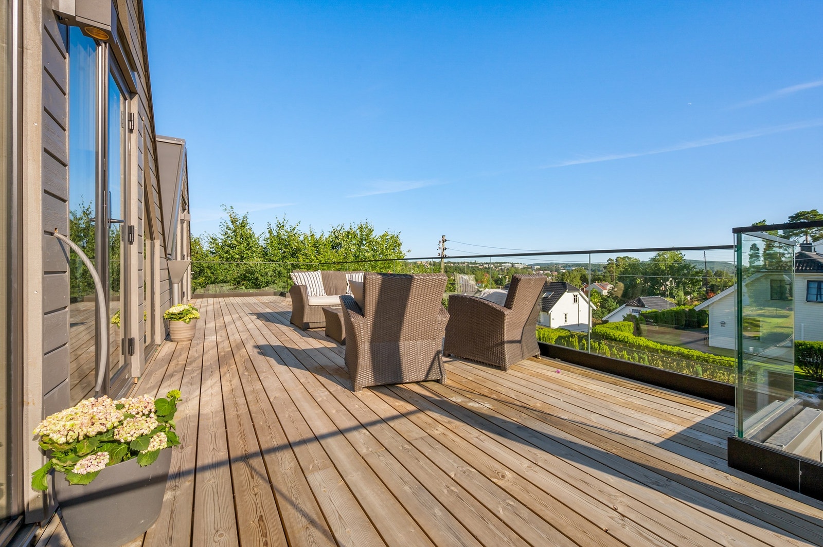 Takterrasse. Galleribilde