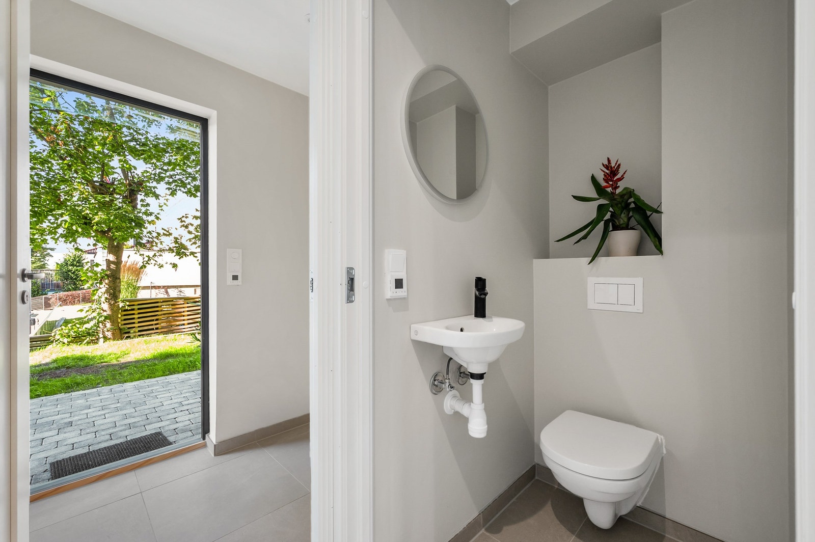Praktisk toalett i 1. etasje. Galleribilde