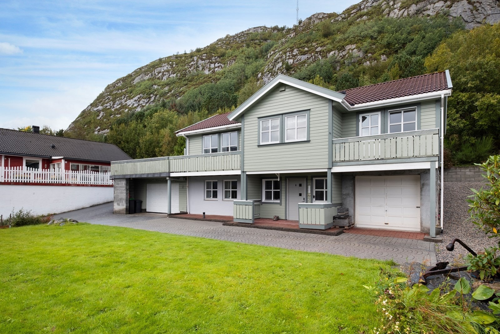 Velkommen til Stavnesvegen 36 presentert av Torstein Drevik v/Notar. Foto: Ingvald Kaldhussæter Galleribilde