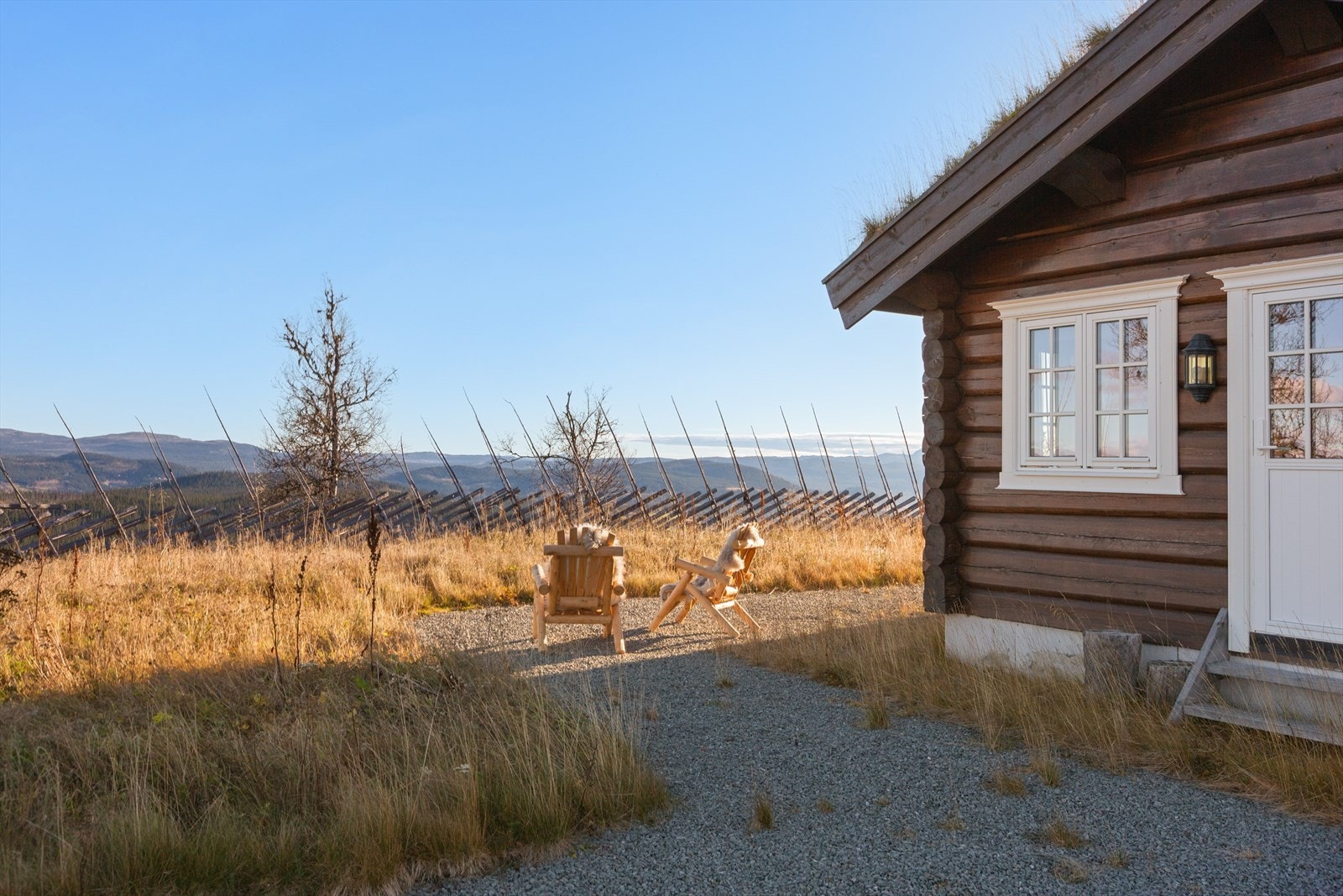 Her kan lene seg tilbake å nyte de gode sol- og utsiktsforholdene! Galleribilde