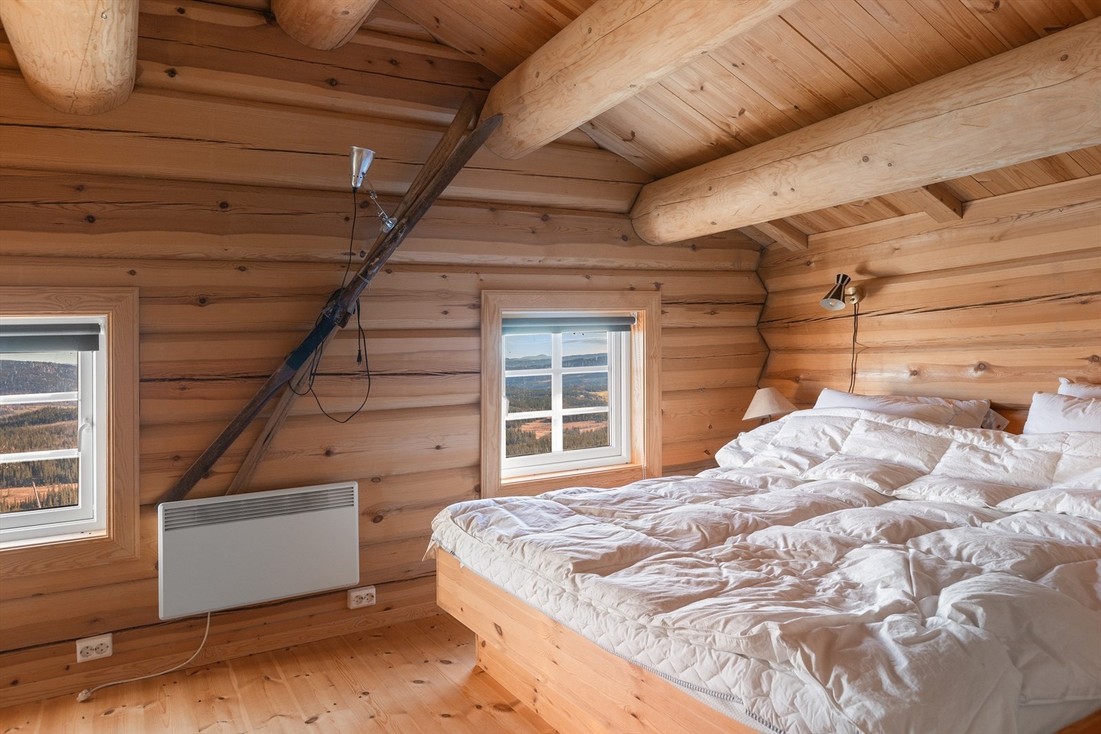 Soverom 3 er romslig og er innredet med en dobbeltseng. Galleribilde