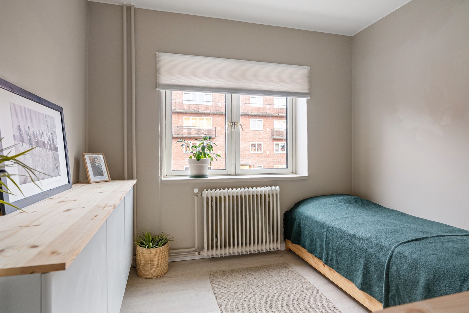 Soverom 2 er også av god størrelse. Galleribilde