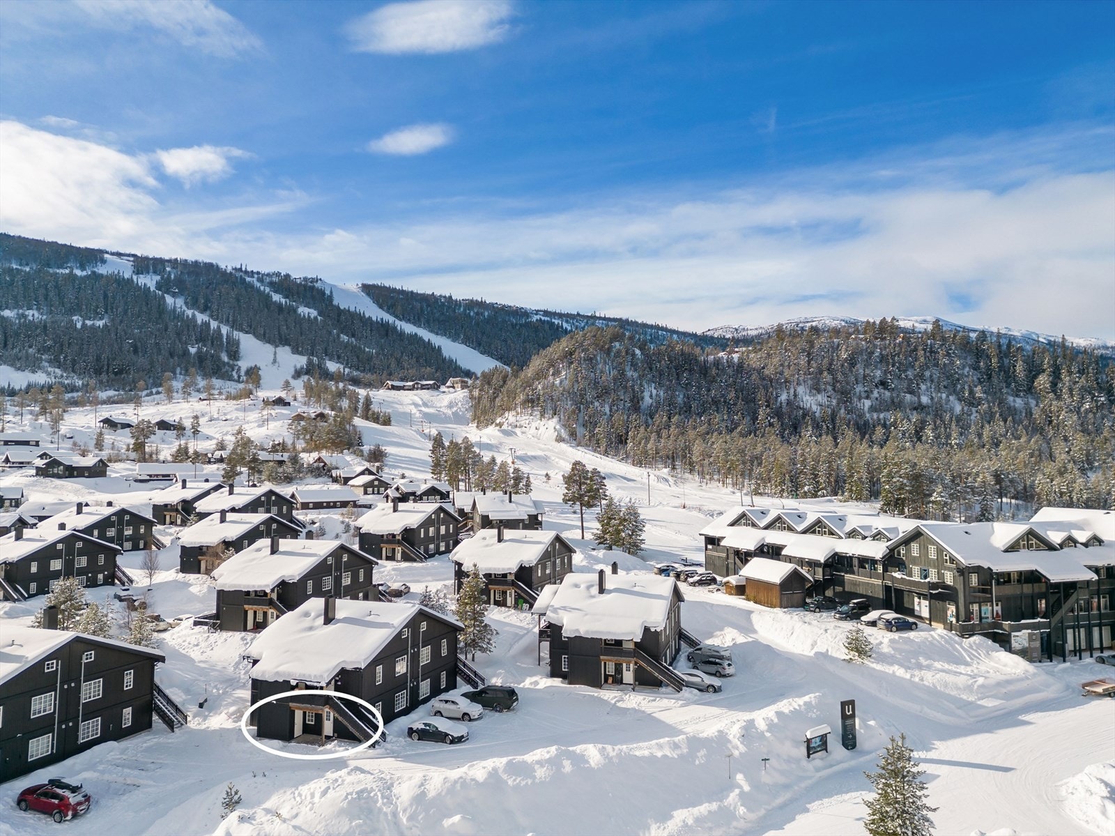 Velkommen til leilighet rett ved Uvdal alpinsenter, Vestsidevegen 2612! Galleribilde