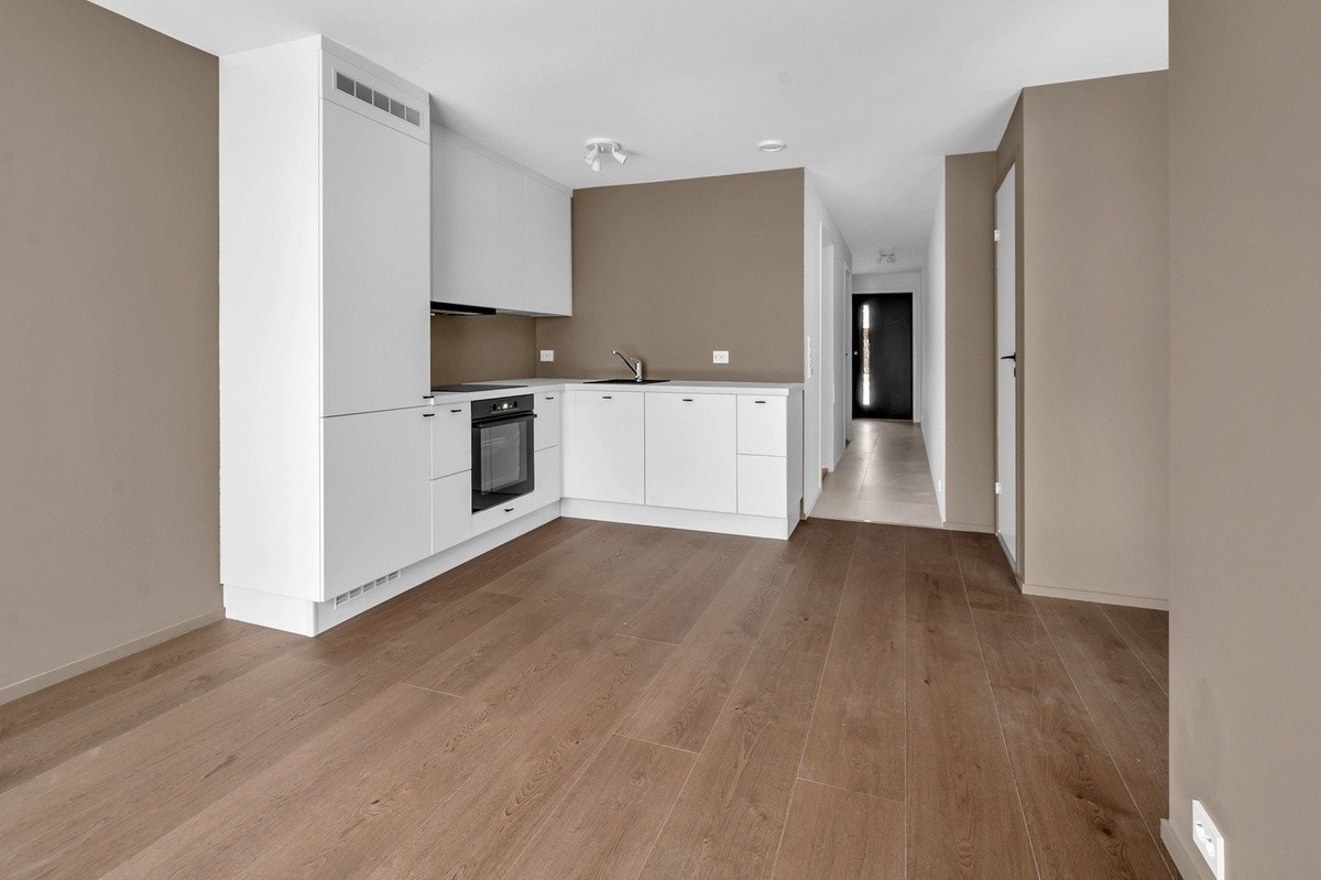 Kjøkken fra stue Galleribilde