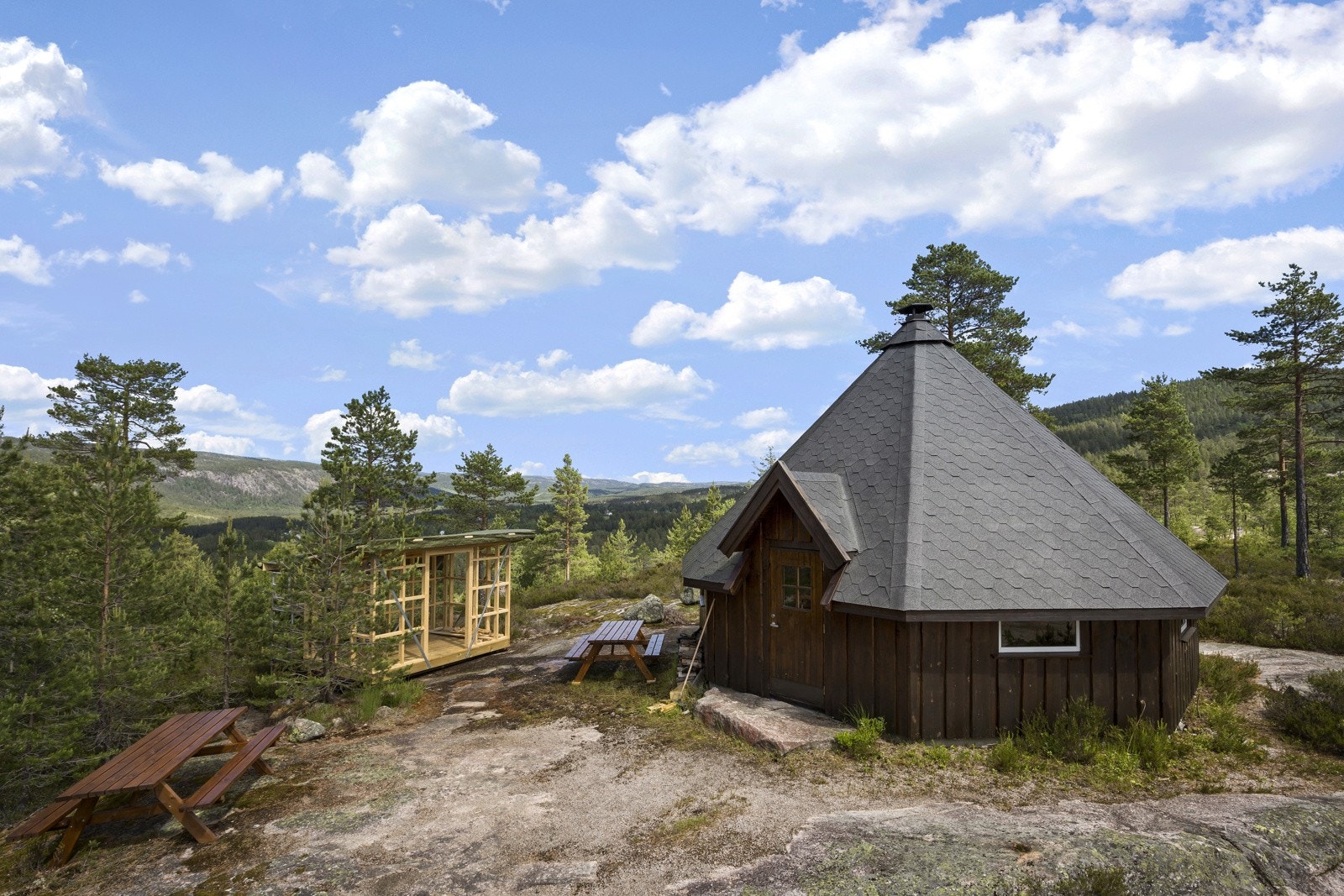 Grillhytte til felles bruk for hyttefeltet Galleribilde