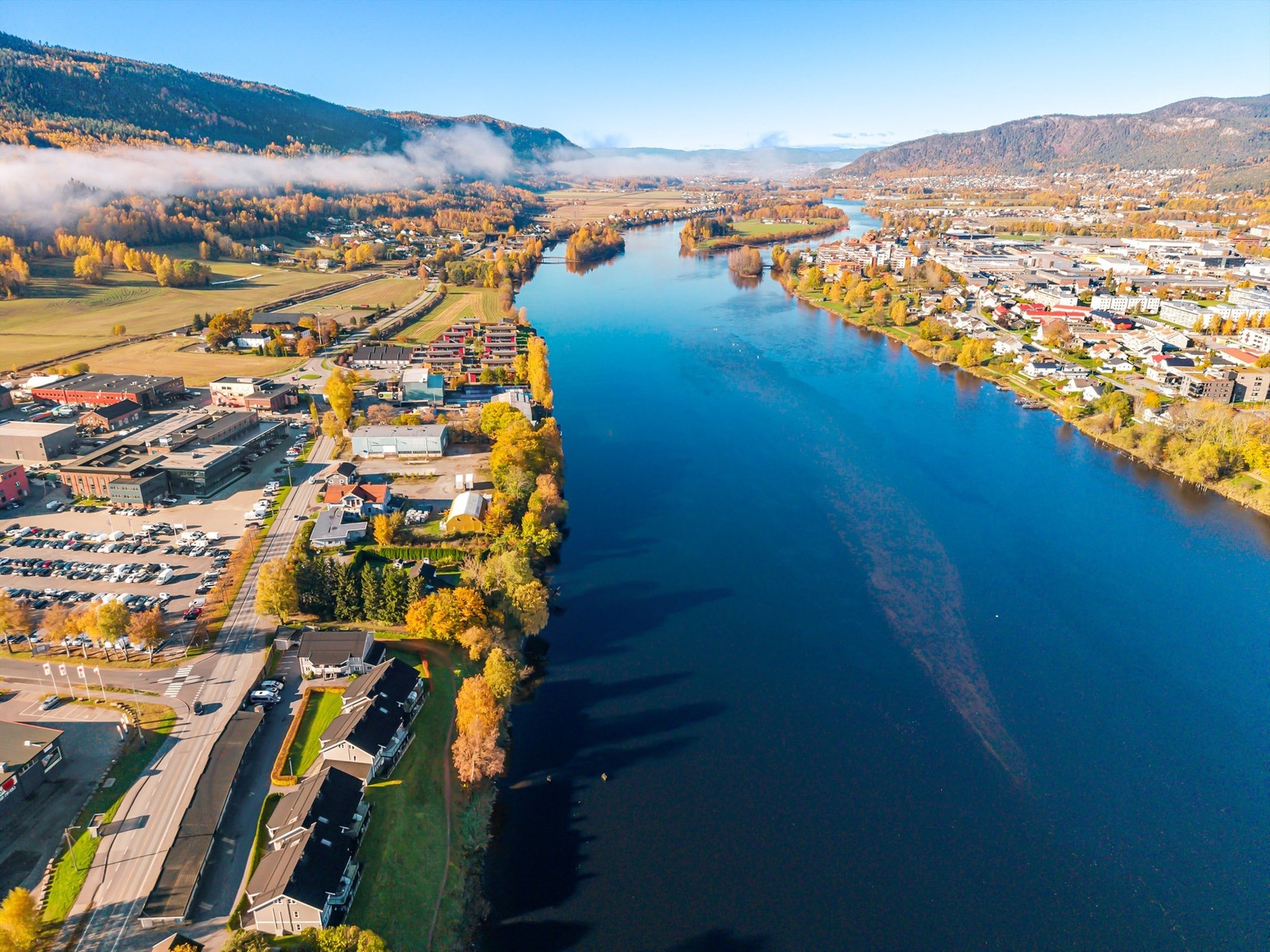 Umiddelbar nærhet til bussholdeplass Galleribilde