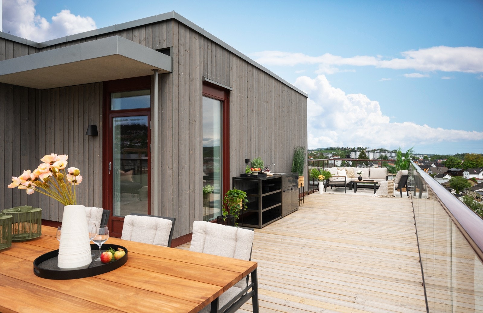 Fantastisk taktterasse - her kan man nyte solen! Galleribilde