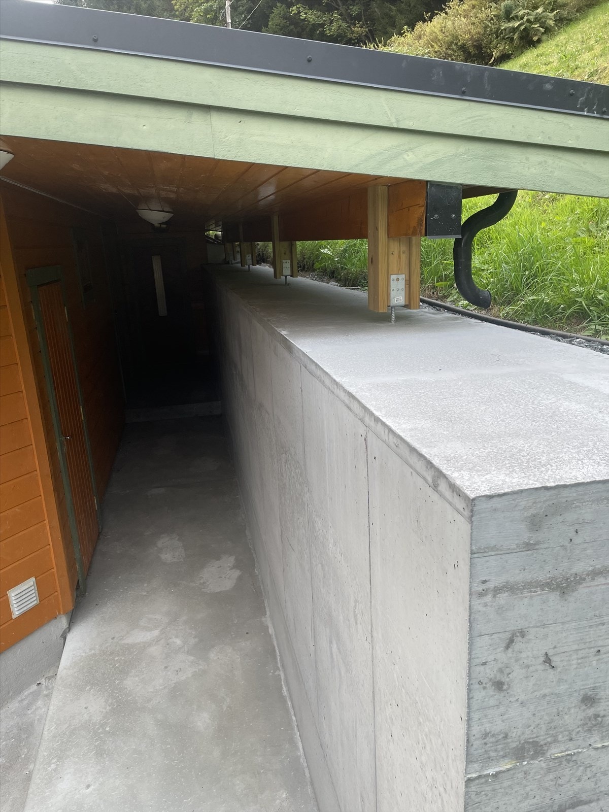 Laget til ny mur i bakkant sommeren 2025 Galleribilde