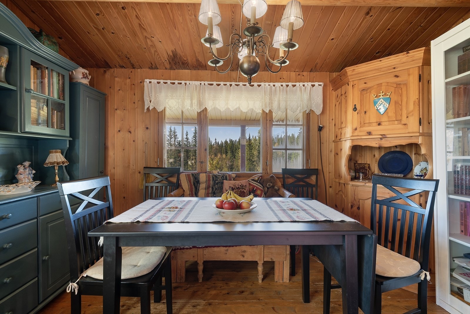 Spisestue. Galleribilde