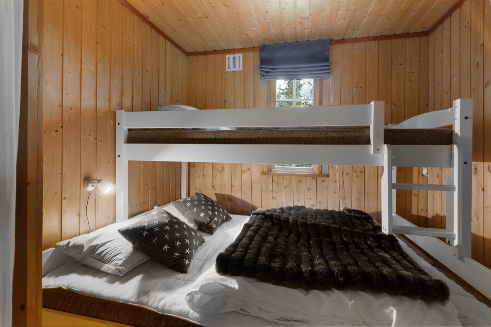 Plassbygget køyeseng. Galleribilde