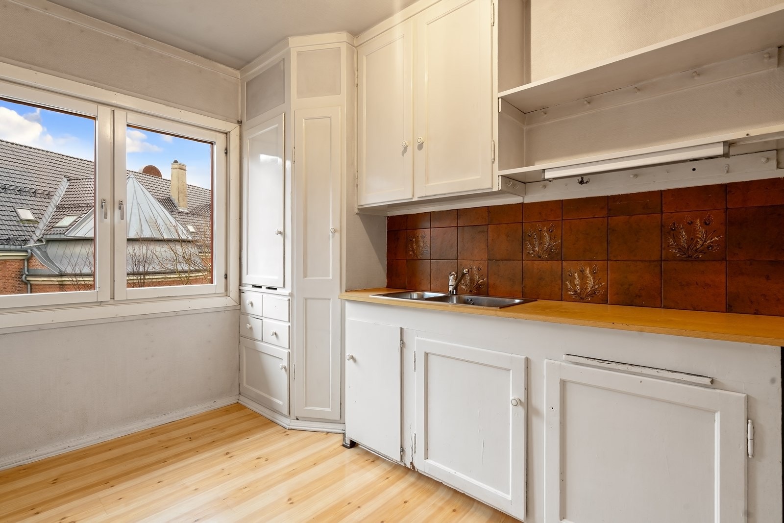 Separat og romslig kjøkken. Galleribilde