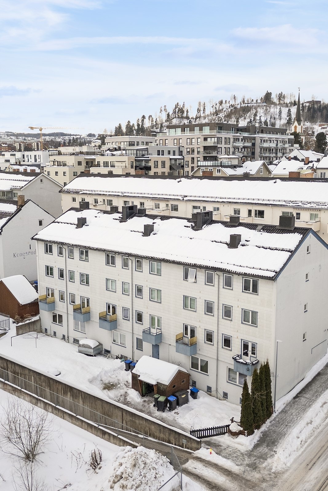 Fasade - Bakgård. Galleribilde