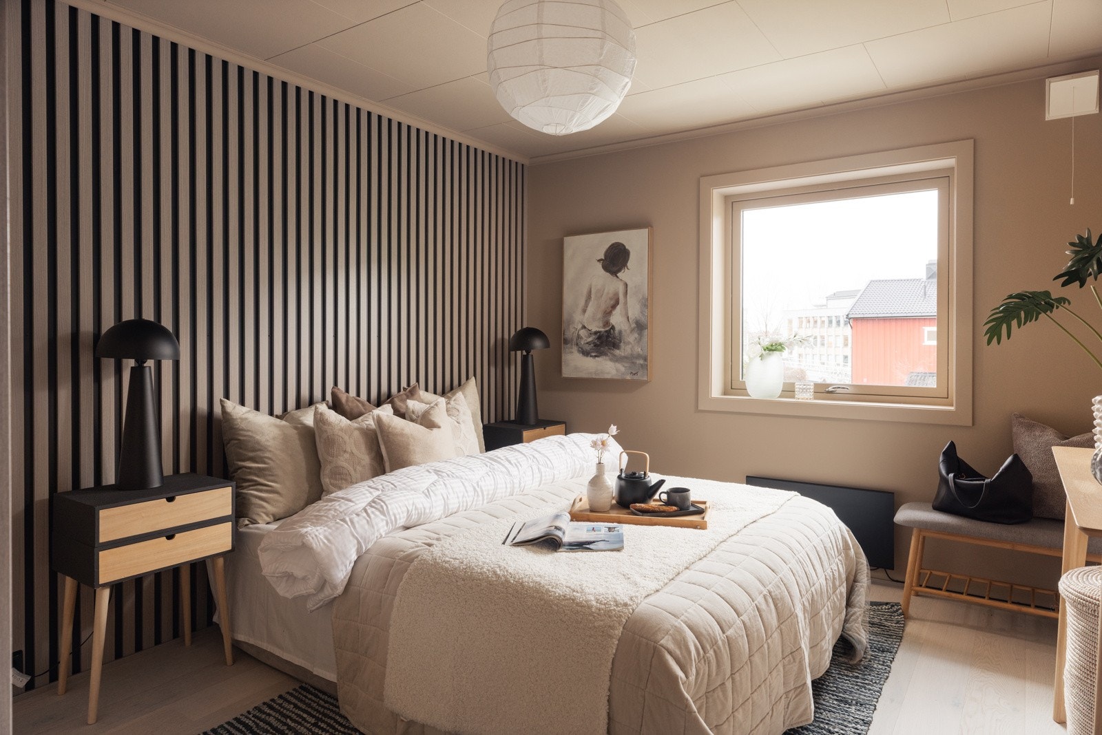 Det er tre gode soverom i boligen. Galleribilde