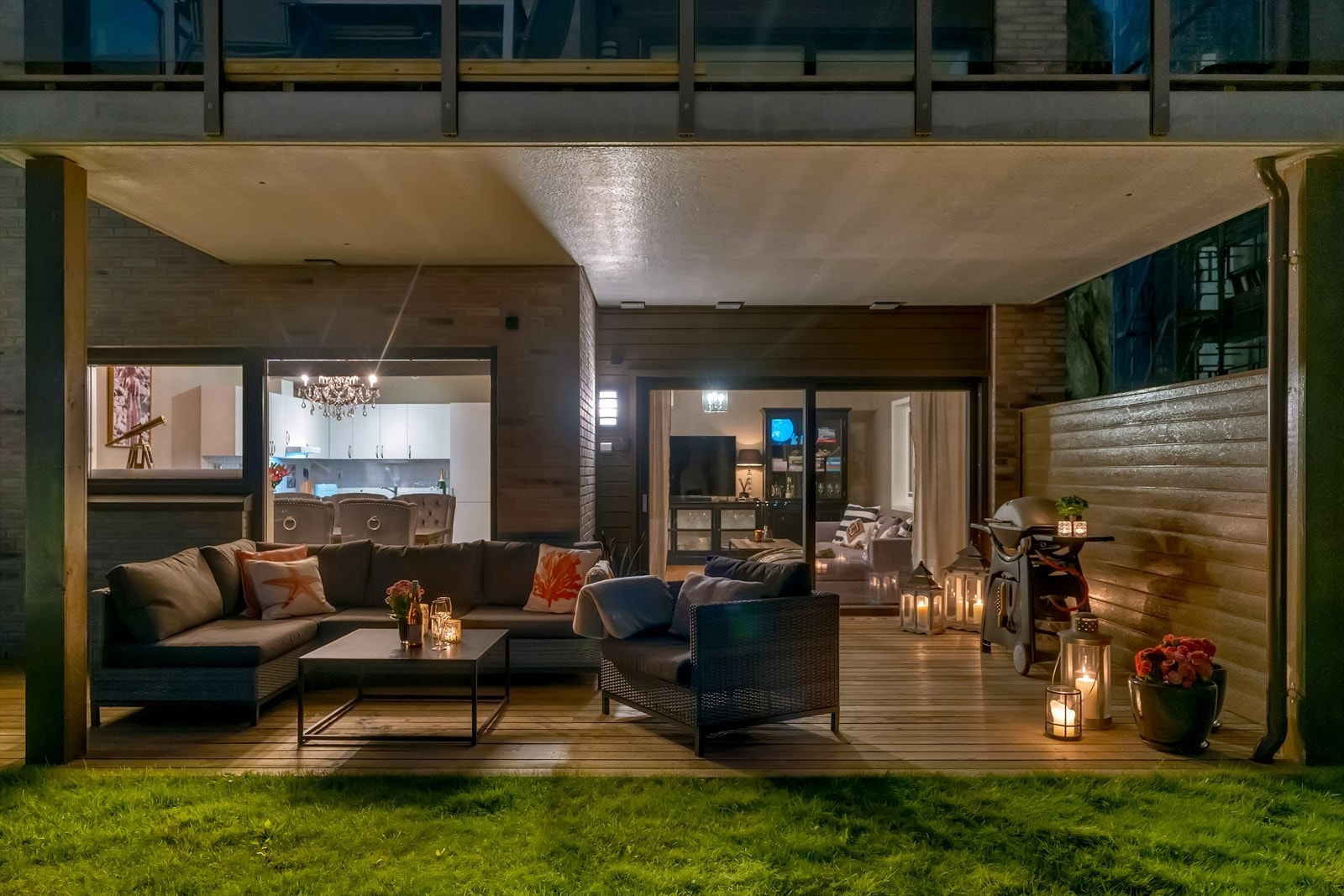 Dette er en lys og moderne 3-roms endeleilighet med attraktiv beliggenhet på Løkenåsen Panorama - helt på toppen av Fetsund! Galleribilde