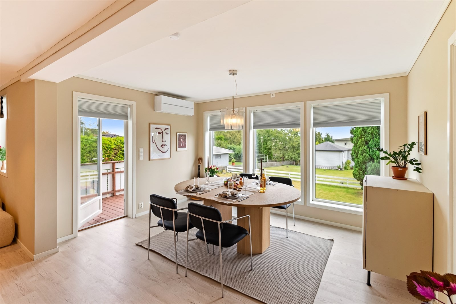 Varmepumpen gir en lun varme til rommet Galleribilde