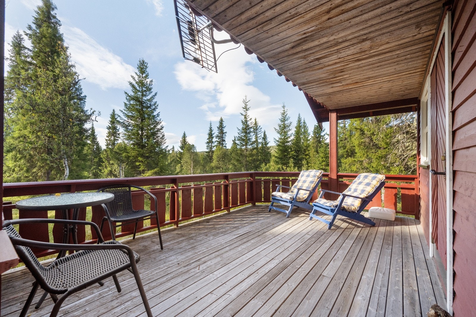 Hytta er beliggende på ca. 786 moh. Galleribilde