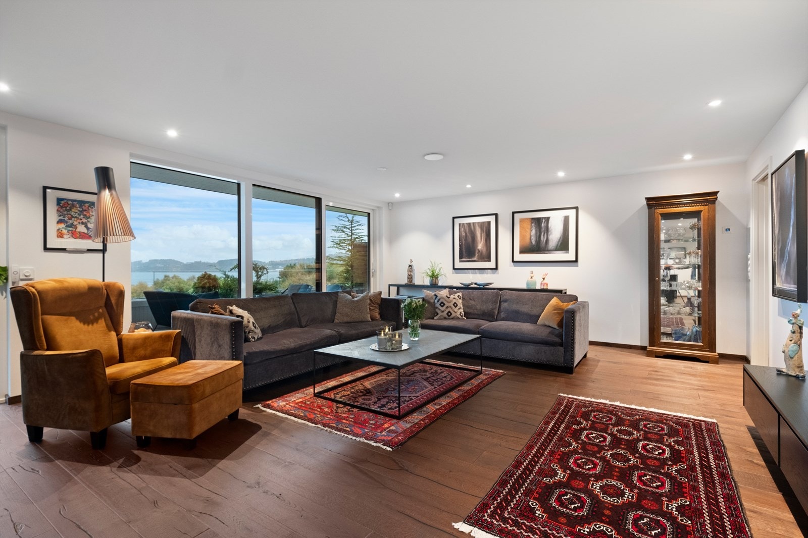 Pen stue Galleribilde