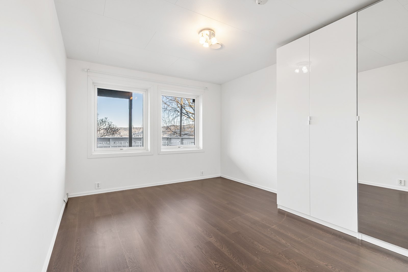 Soverom 2 i underetasje. Galleribilde